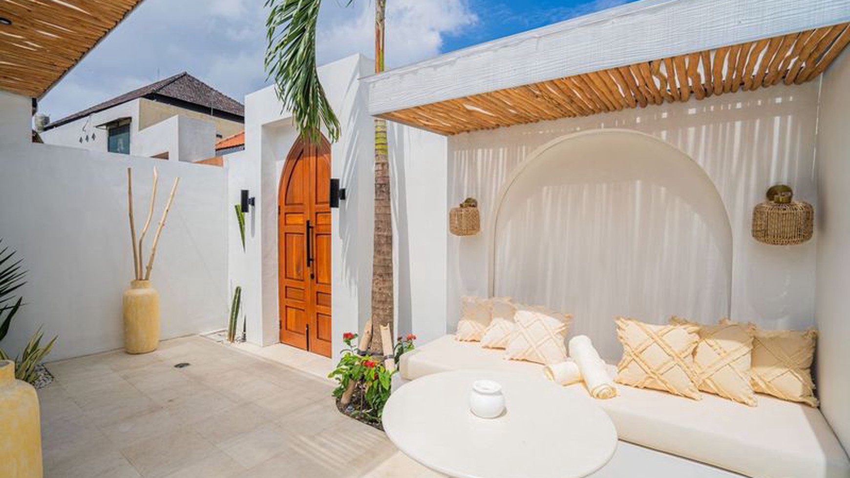 For Sale Leasehold - Brand new modern cozy villa in Kerobokan - Bali ( type  Nameera Mediterranean )