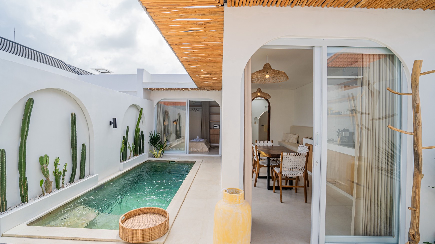 For Sale Leasehold - Brand new modern cozy villa in Kerobokan - Bali ( type  Nameera Mediterranean )