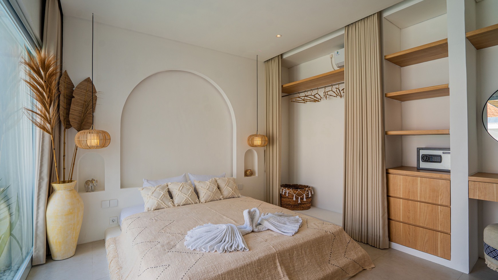 For Sale Leasehold - Brand new modern cozy villa in Kerobokan - Bali ( type  Nameera Mediterranean )