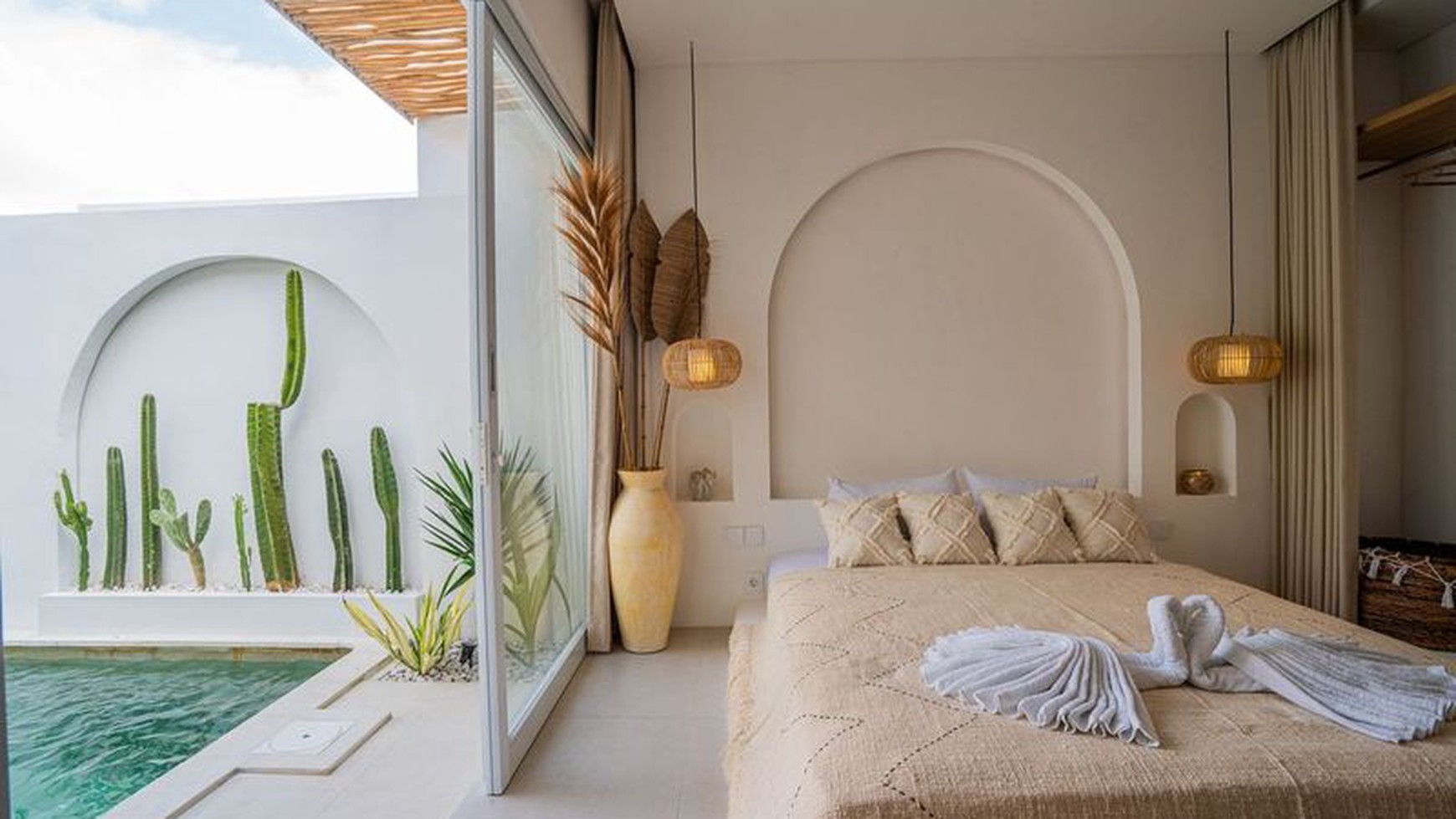 For Sale Leasehold - Brand new modern cozy villa in Kerobokan - Bali ( type  Nameera Mediterranean )