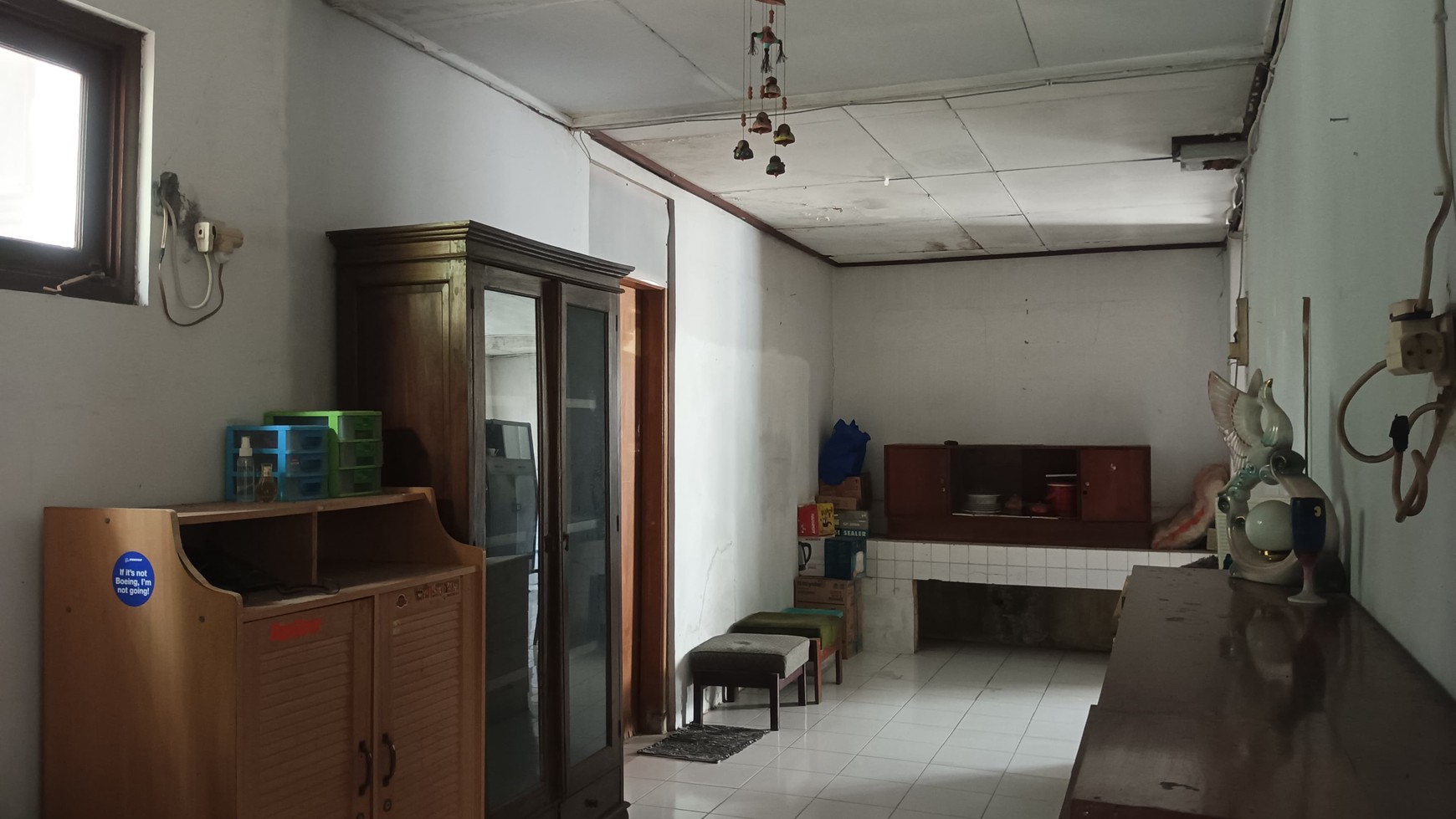 Rumah Klasik Dalam Komplek Harga NJOP Bisa Ditawar di Kalibata