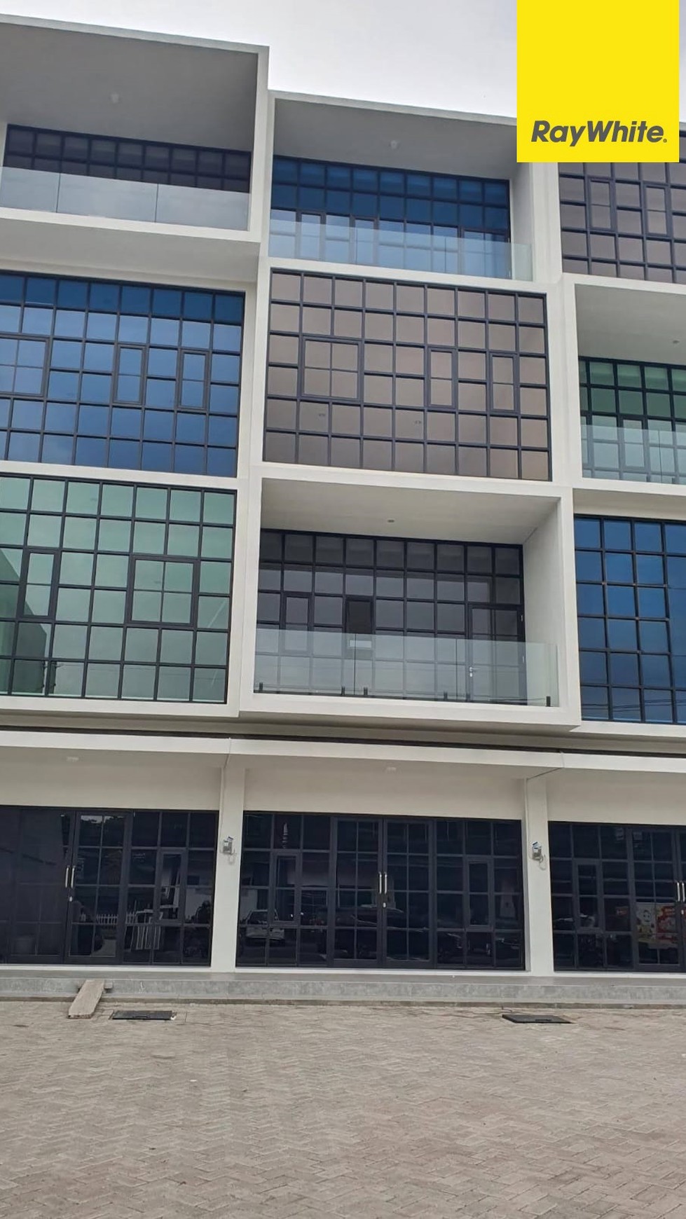 Dijual/Sewa Ruko 4 lantai Pusat Kota di Nol Raya Dinoyo Surabaya