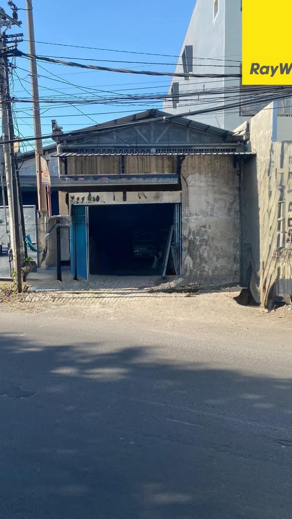 Dijual Rumah Usaha Strategis di Sukomanunggal Surabaya