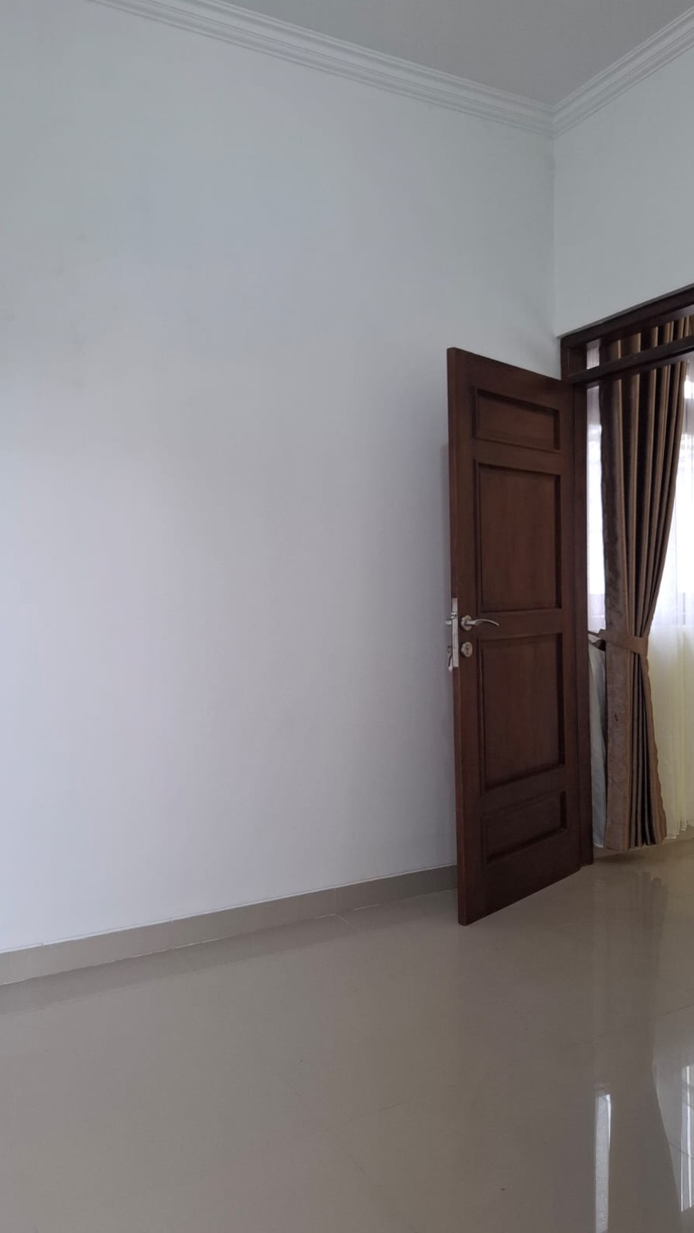 Rumah Tinggal 2 Lantai dalam Perum Grand Tlogoadi Mlati Sleman 