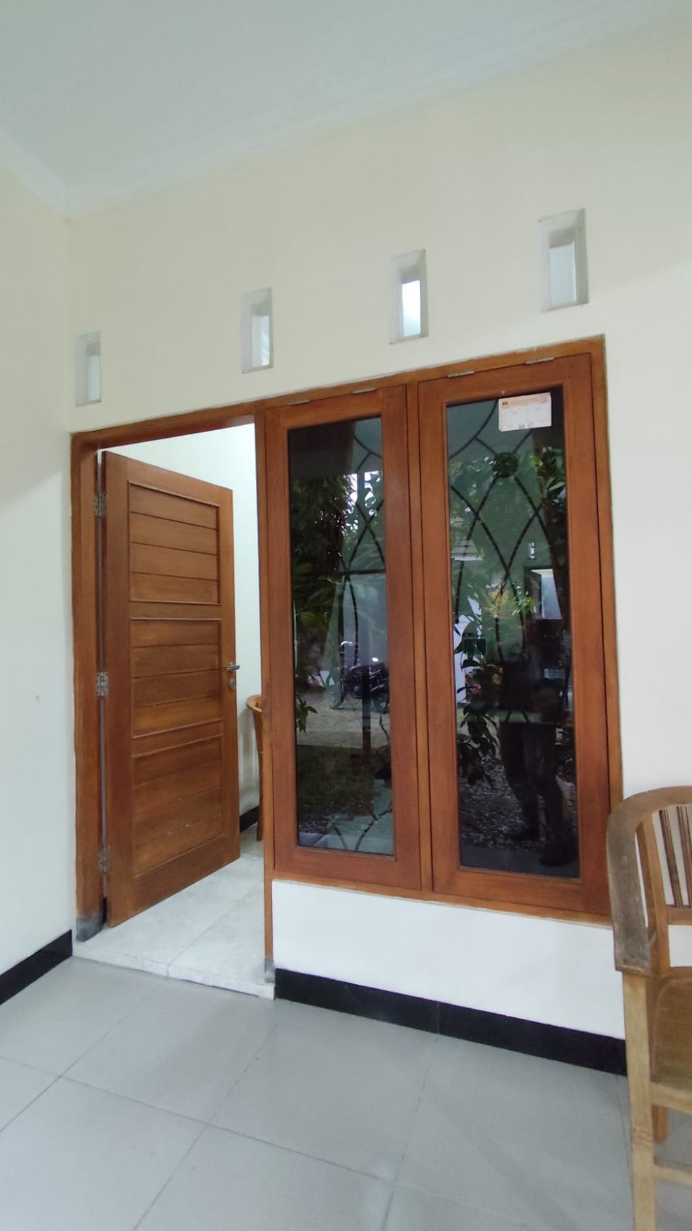 Rumah Tinggal Furnish Dalam Perum Griya Palem Hijau Godean Sleman