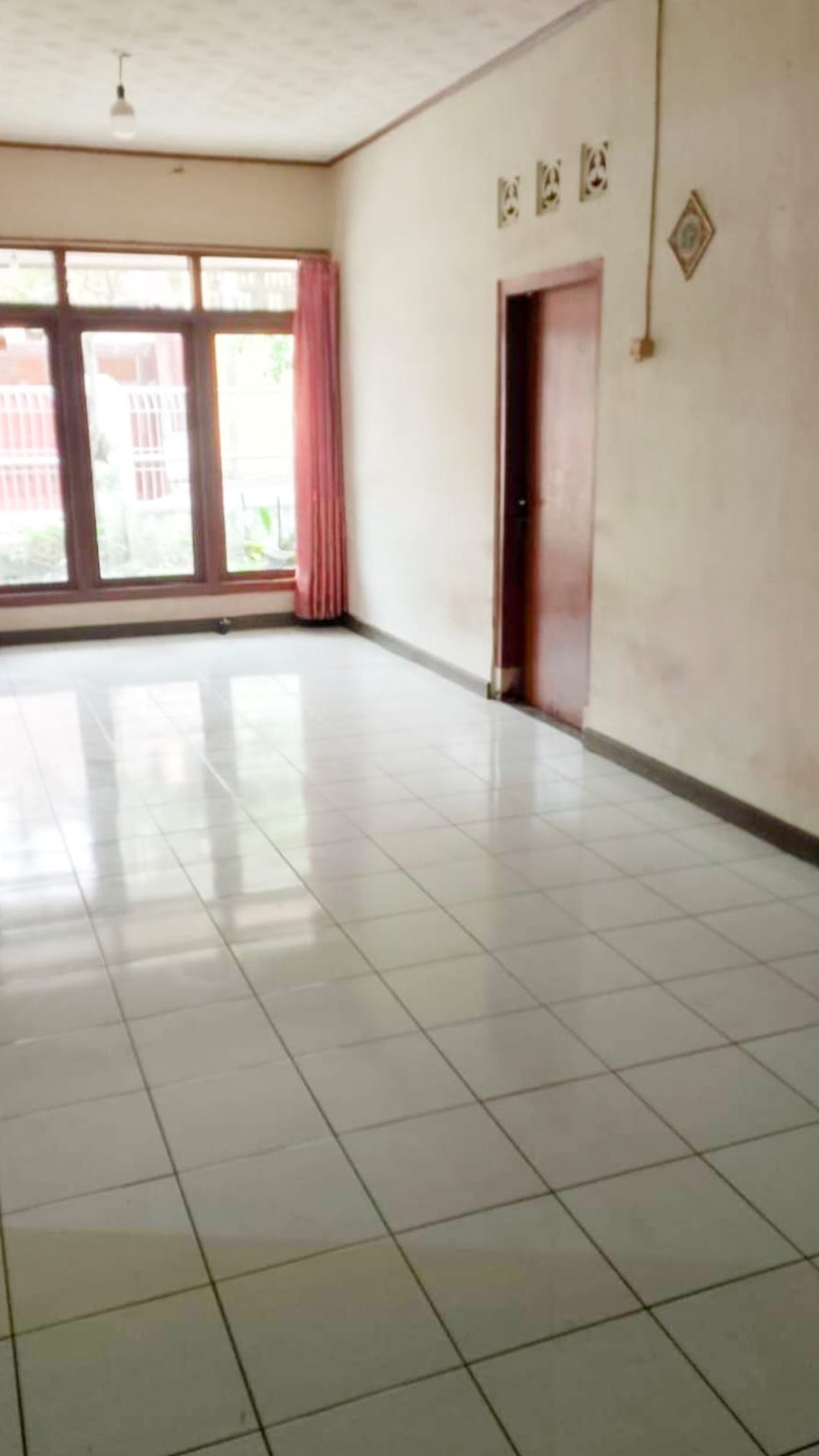 Rumah Bagus Di Jl Sekepanjang Cikutra Bandung