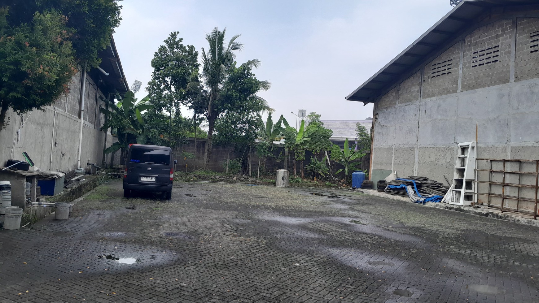 Pabrik Hitung Tanah Di Jl Raya Legok Karawaci Tangerang