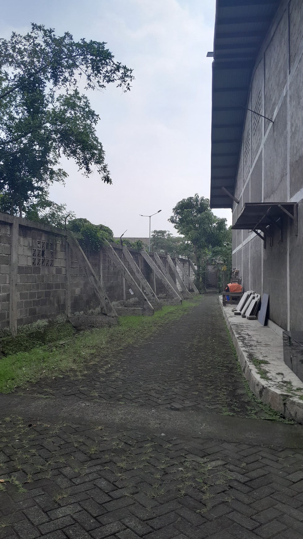 Pabrik Hitung Tanah Di Jl Raya Legok Karawaci Tangerang