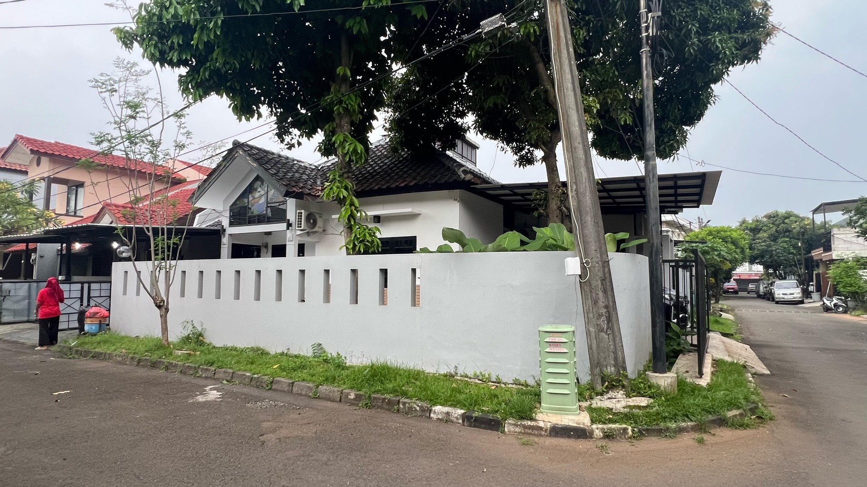 Rumah renovasi di Villa Melati Mas 