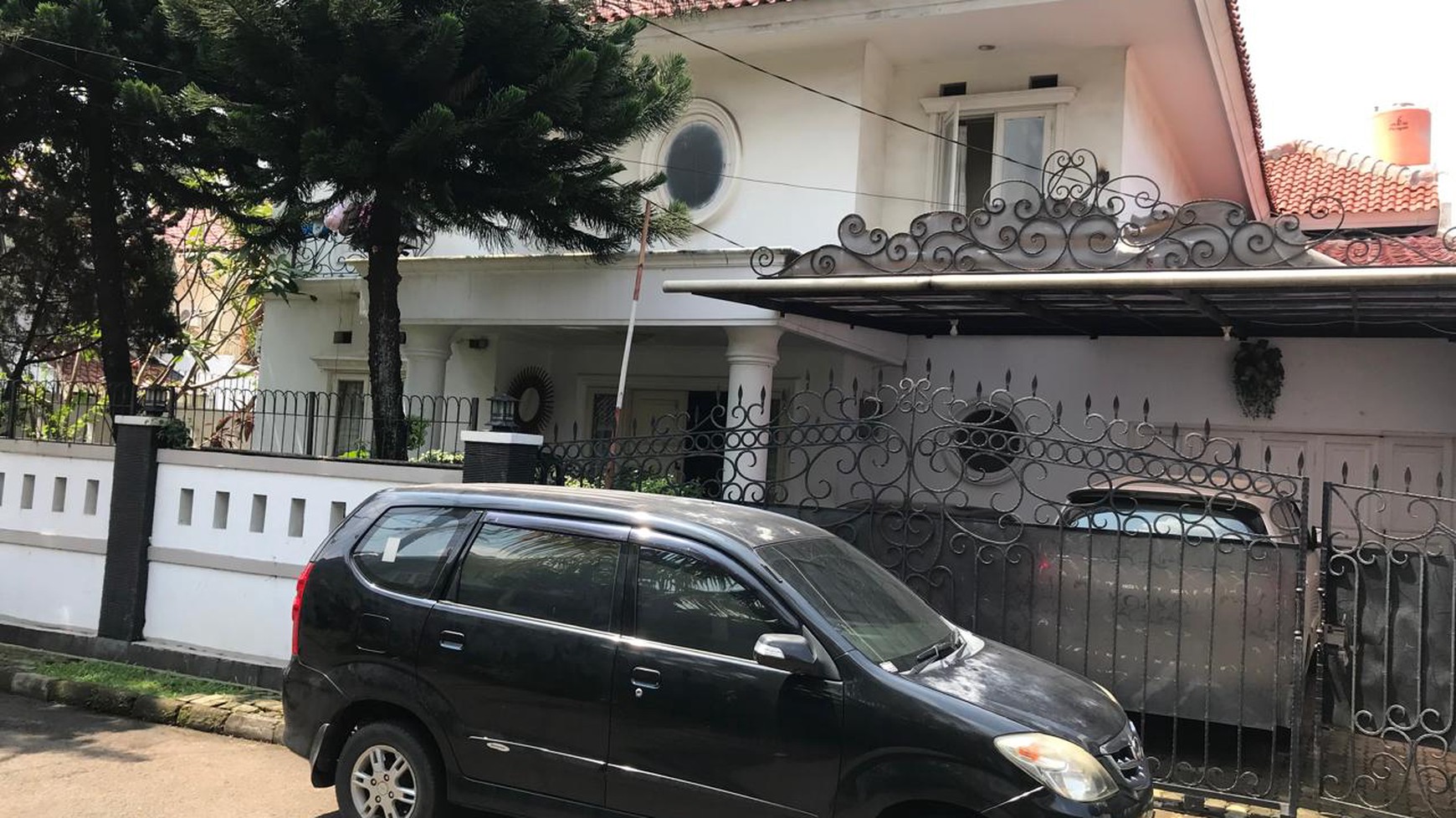 Rumah Bagus Di Jl Galuh Cirendeu Tangerang Selatan
