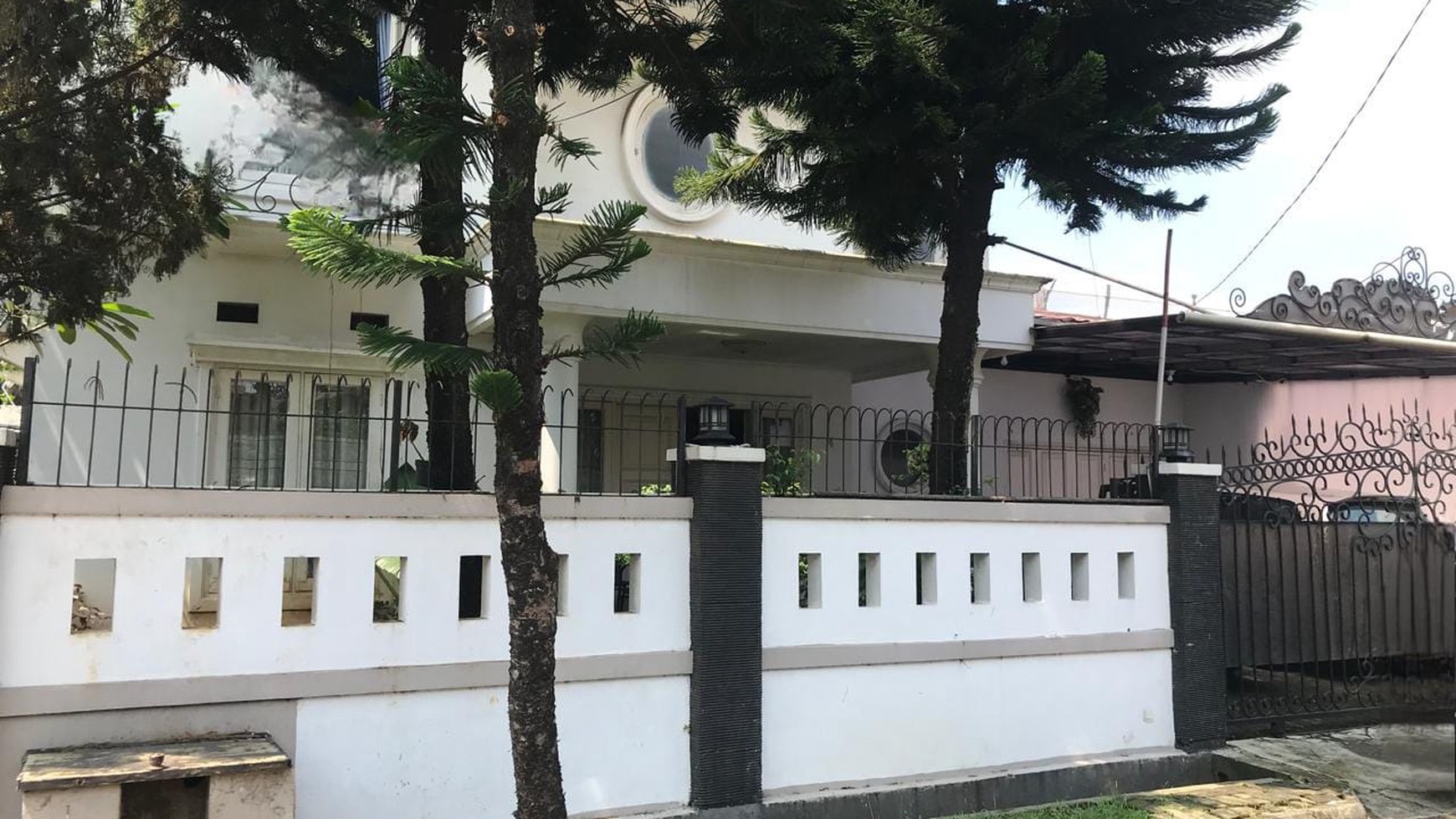 Rumah Bagus Di Jl Galuh Cirendeu Tangerang Selatan