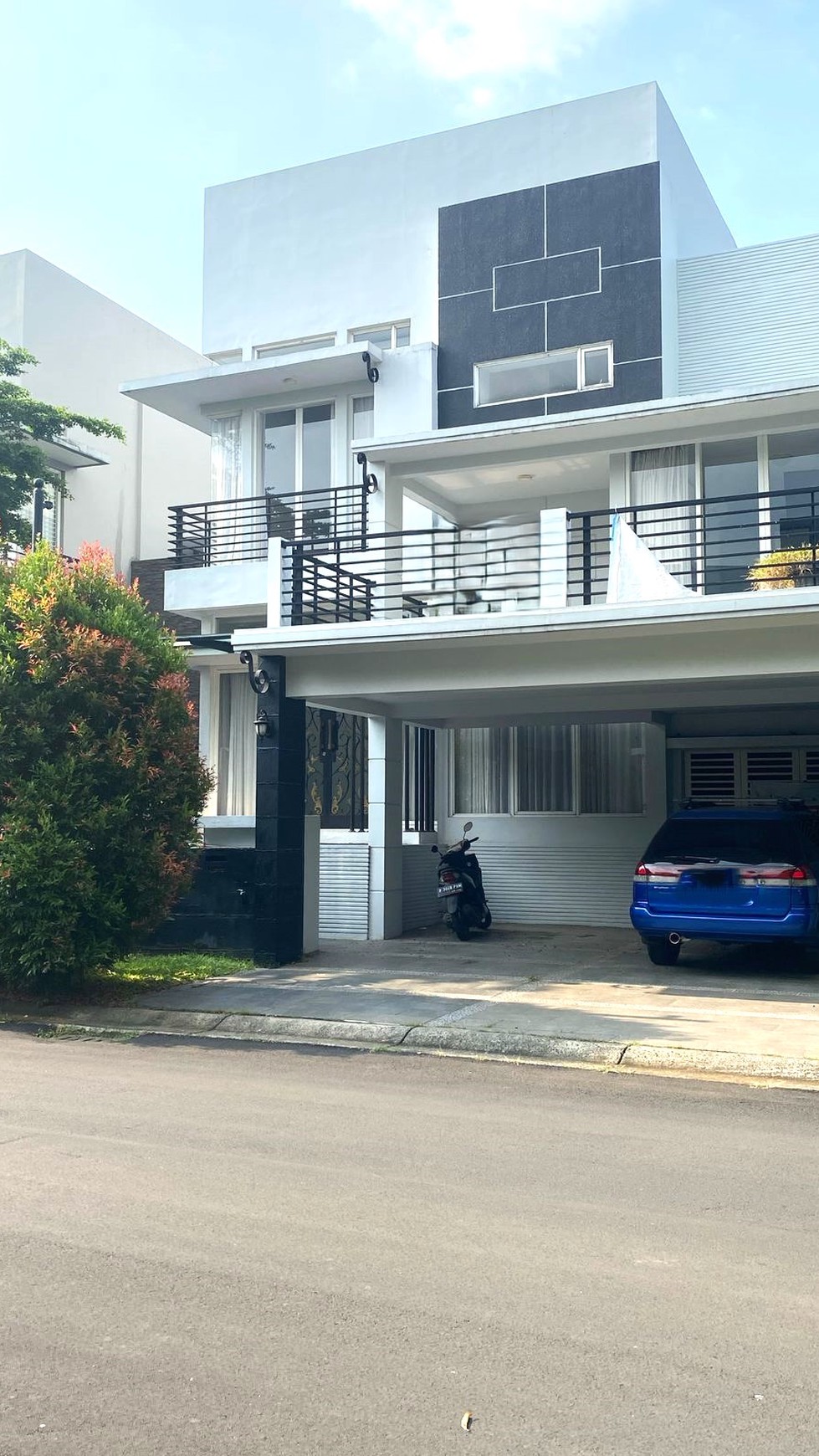 Rumah Mewah di Kawasan Premium Kebayoran Bintaro - Bintaro Jaya 