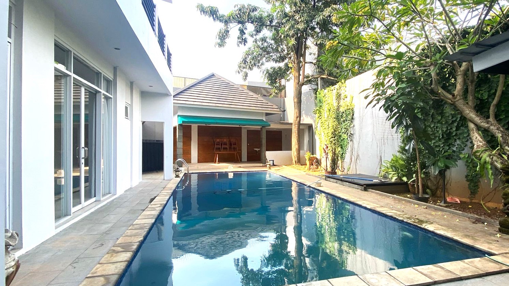Rumah Mewah di Kawasan Premium Kebayoran Bintaro - Bintaro Jaya 