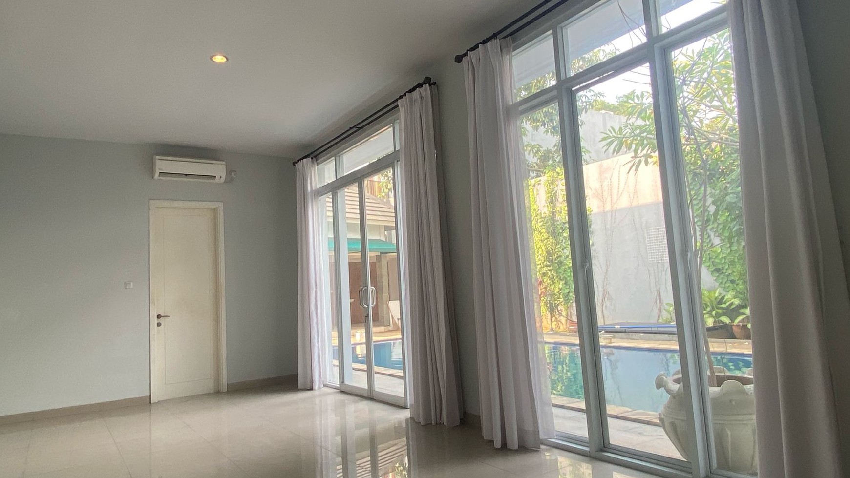 Rumah Mewah di Kawasan Premium Kebayoran Bintaro - Bintaro Jaya 