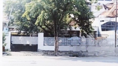 DIJUAL Rumah BESAR CLASSIC  jl karang menjangan, Surabaya Pusat
