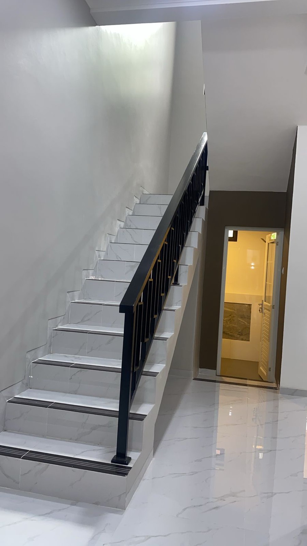 Rumah baru di siap huni Villa melati Mas 