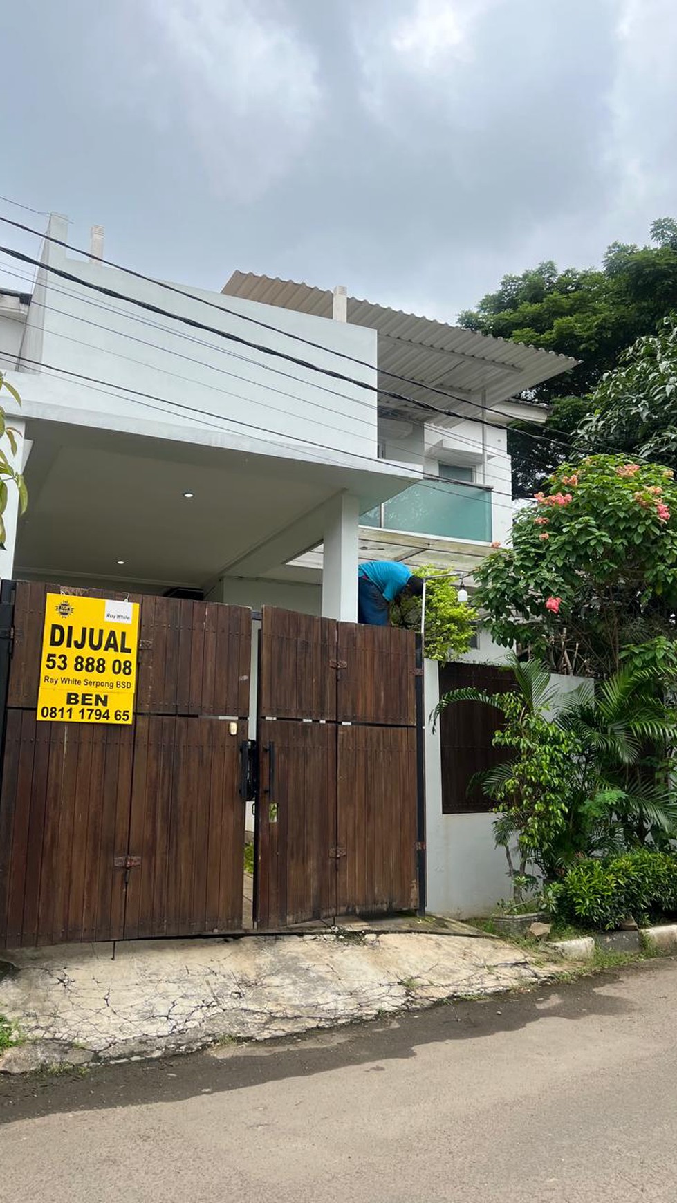Turun harga Rumah Fully Renovasi  Villa Melati mas Vista