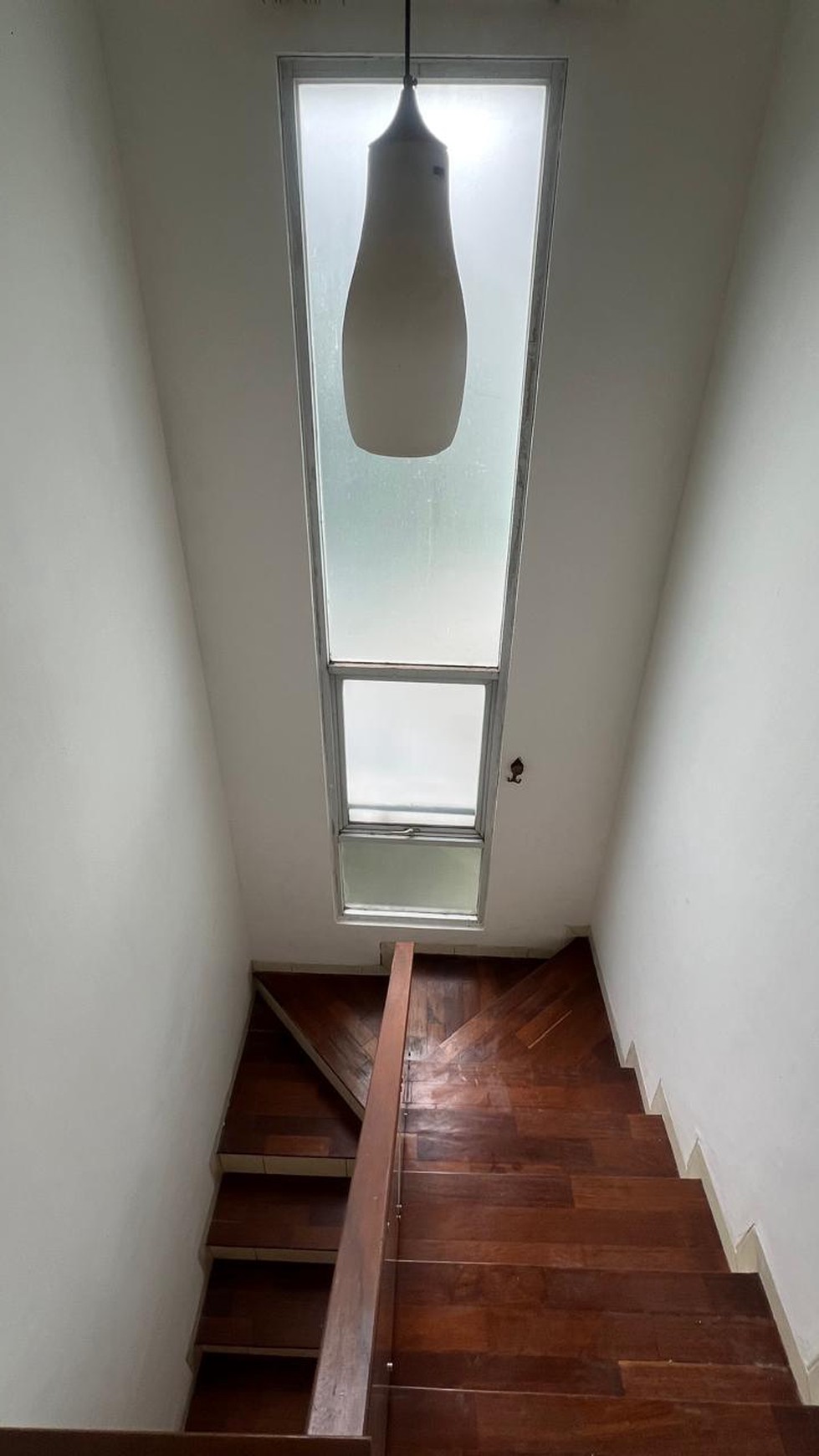 Turun harga Rumah Fully Renovasi  Villa Melati mas Vista