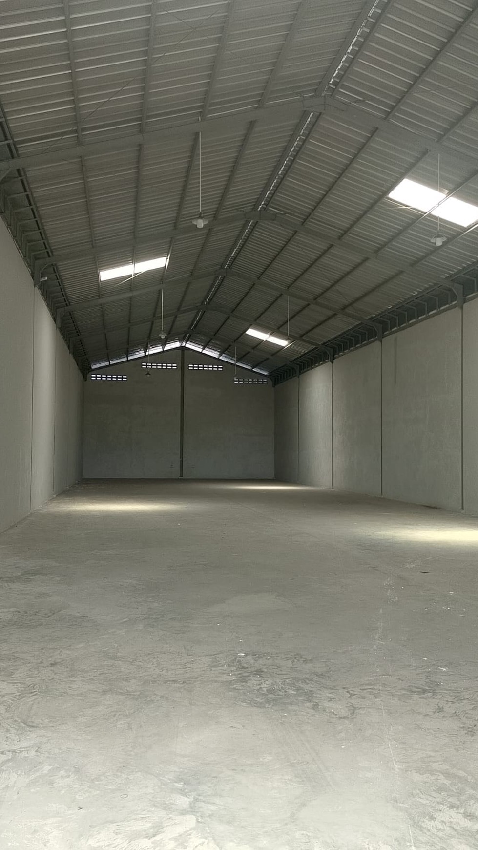 Disewakan Gudang Baru di Komplek Pergudangan