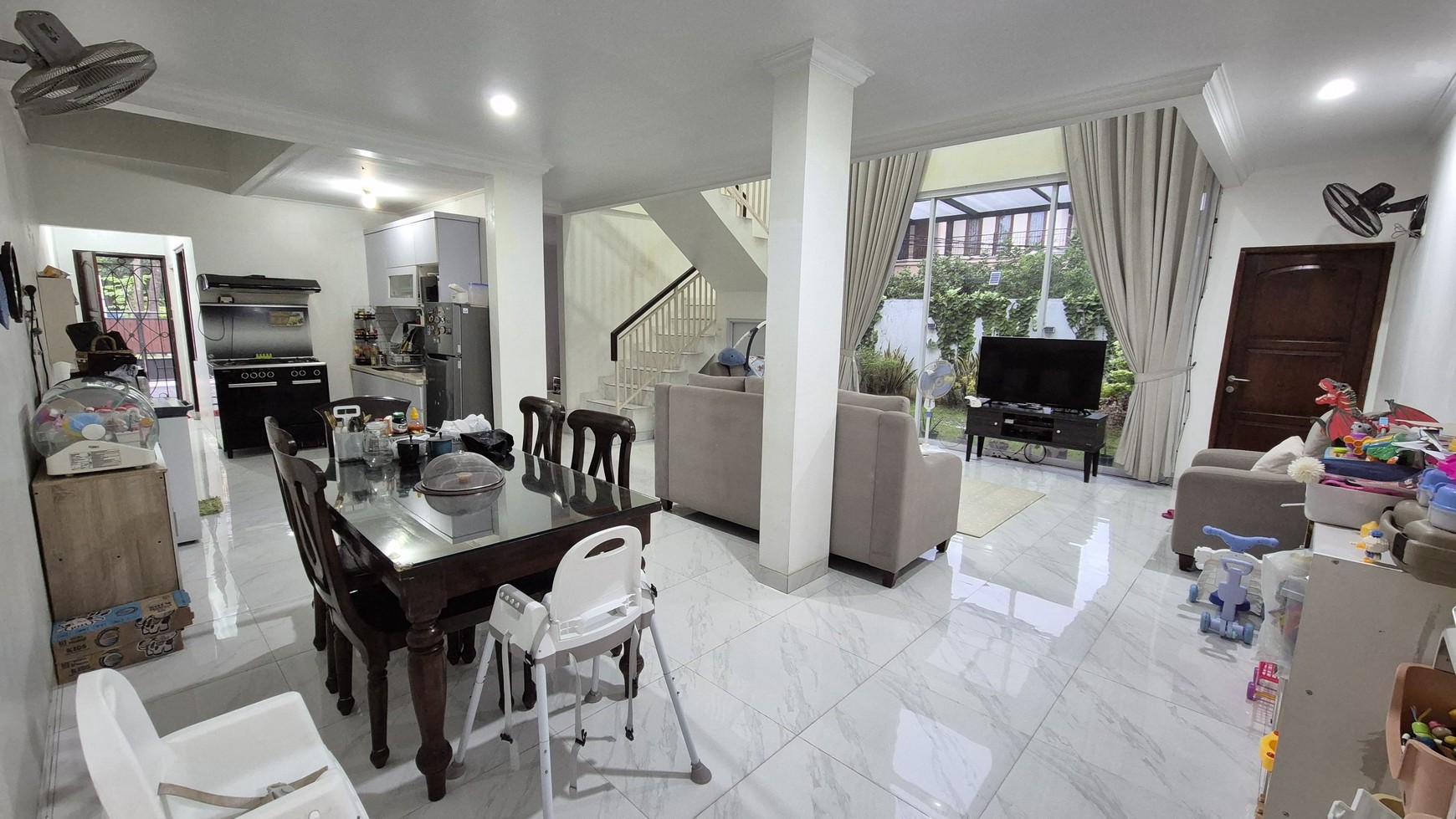 Rumah Bagus Di Komp Griya Jakarta Jl Sawo Pamulang