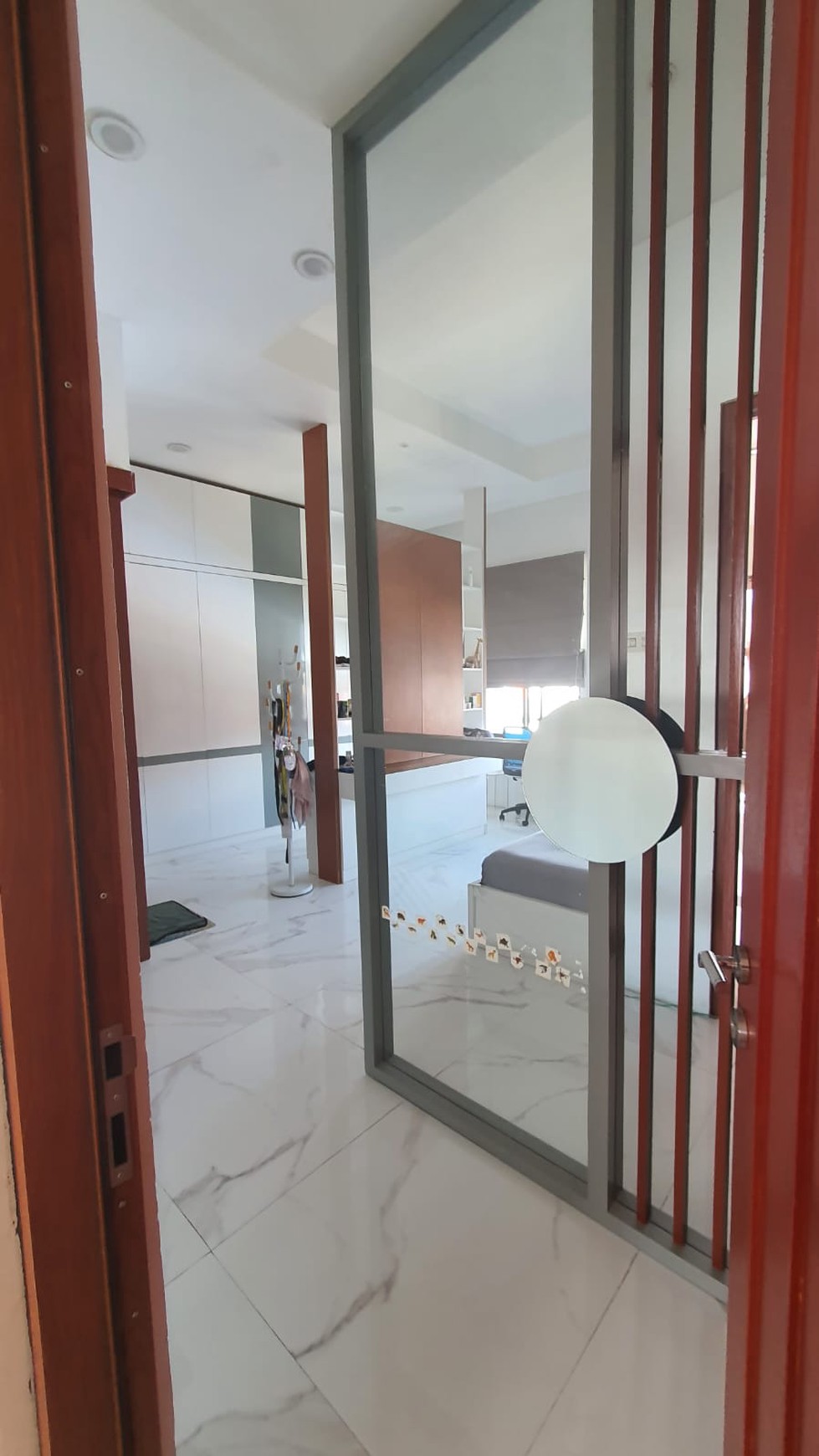 Rumah Bagus Di Komp Villa Arteri Kebon Jeruk Jakarta Barat