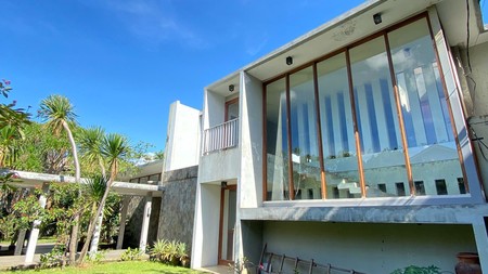 Rumah Mewah Lokasi Strategis di Andara - Harga Spesial