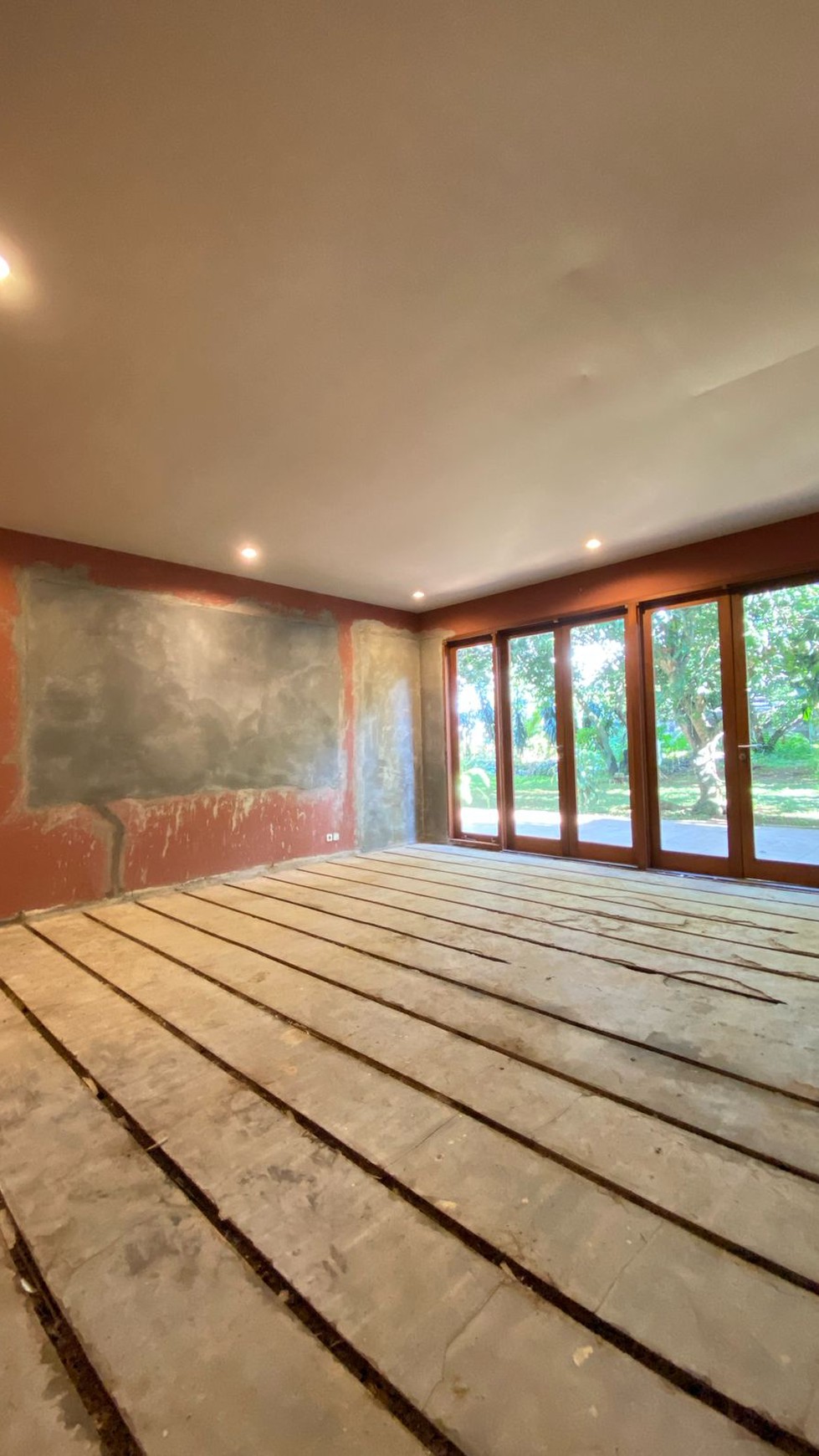 Rumah Mewah Lokasi Strategis di Andara - Harga Spesial