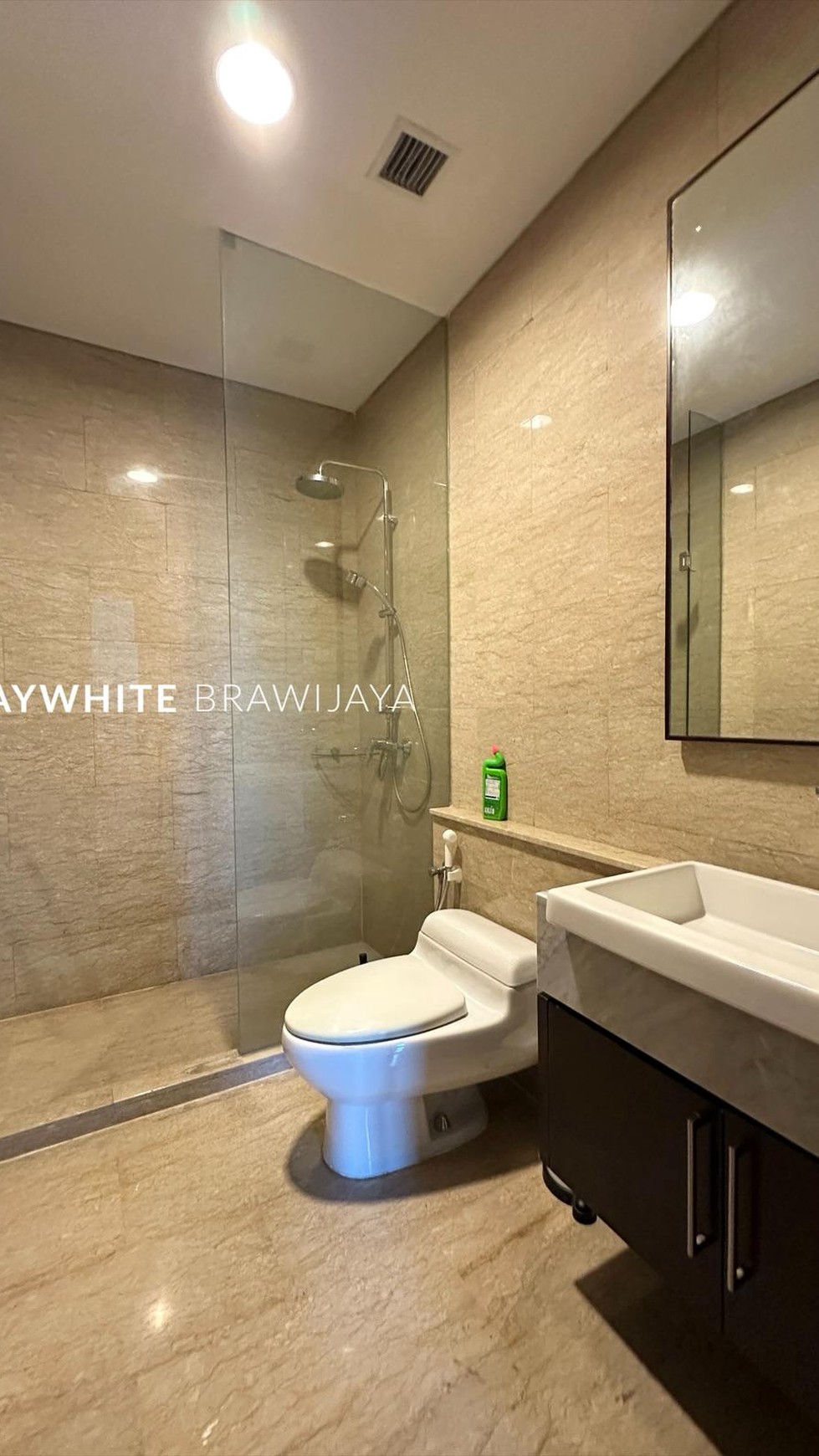 Essence Darmawangsa East Tower 3BR