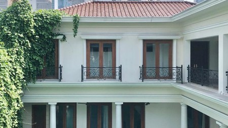 Rumah Bagus Di Tulodong Bawah Kebayoran Baru Jakarta Selatan