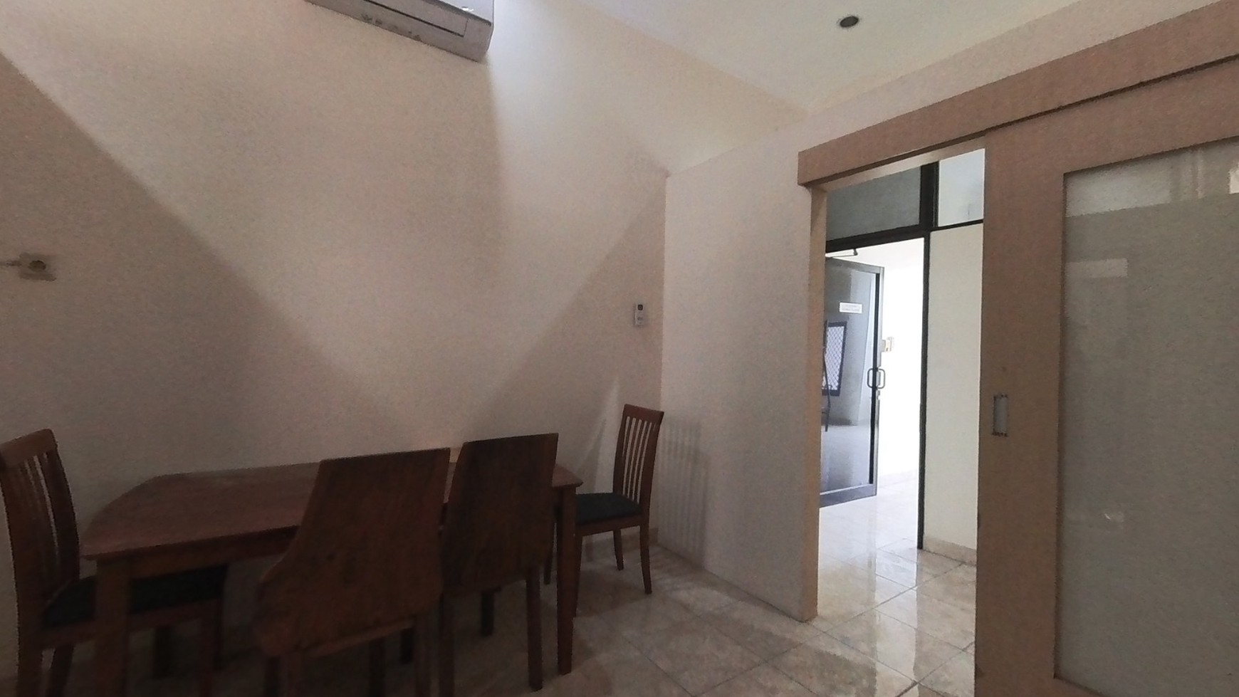 Ruko Kelapa Hibrida, Kelapa Gading