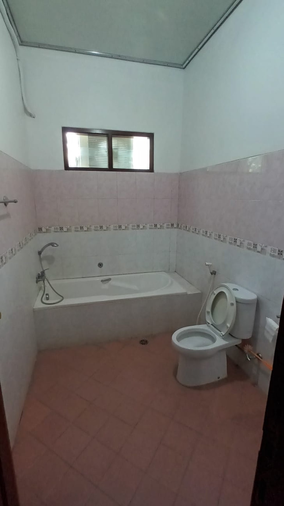 Dijual rumah di Pahoman