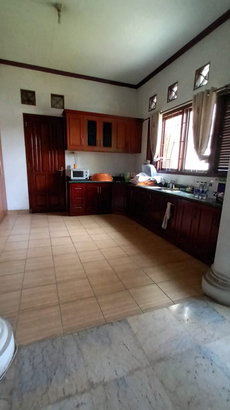 Dijual rumah di Pahoman