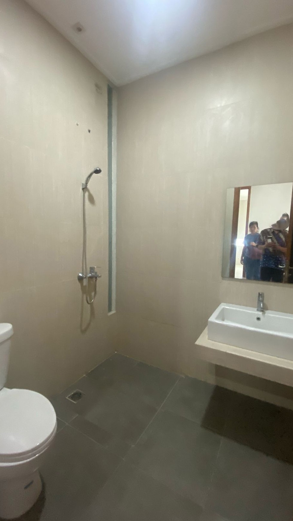 Di Sewakan Rumah Cantik Siap Huni Lingkungan Asri dan Nyaman @Bintaro Sektor 9.