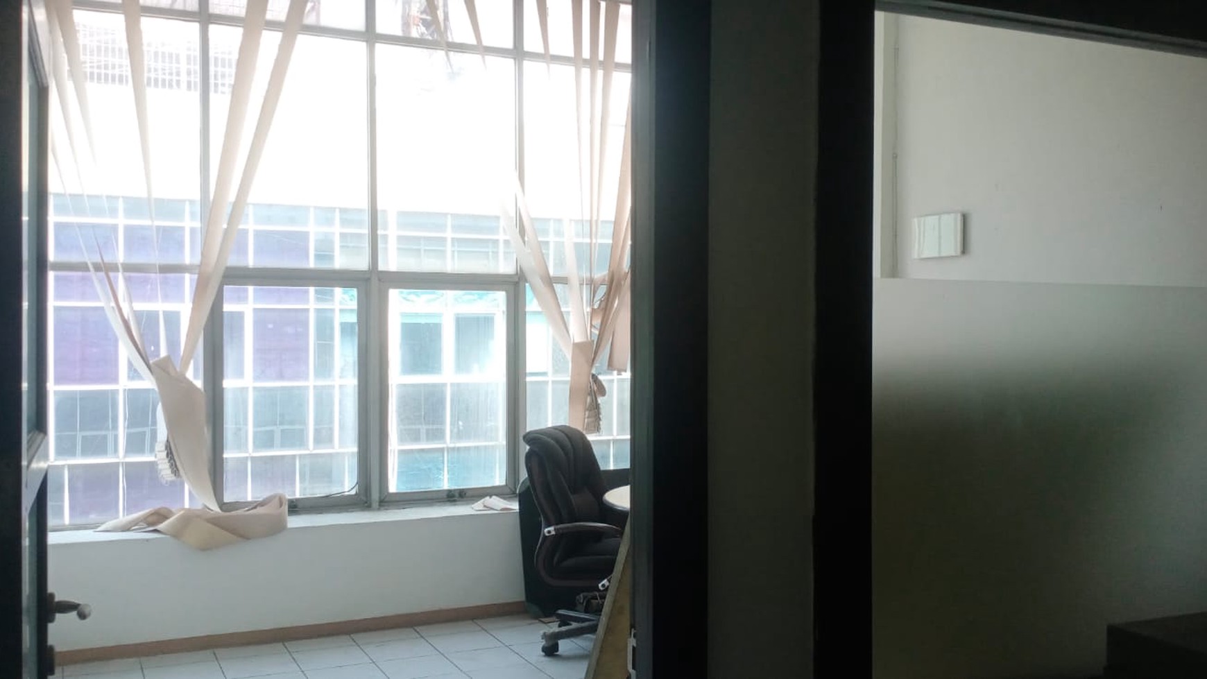 DIJUAL RUKO LETAK SANGAT STRATEGIS Jl Letjend Soeprapto No. 24 P, Cempaka Putih Ruko 4 lantai