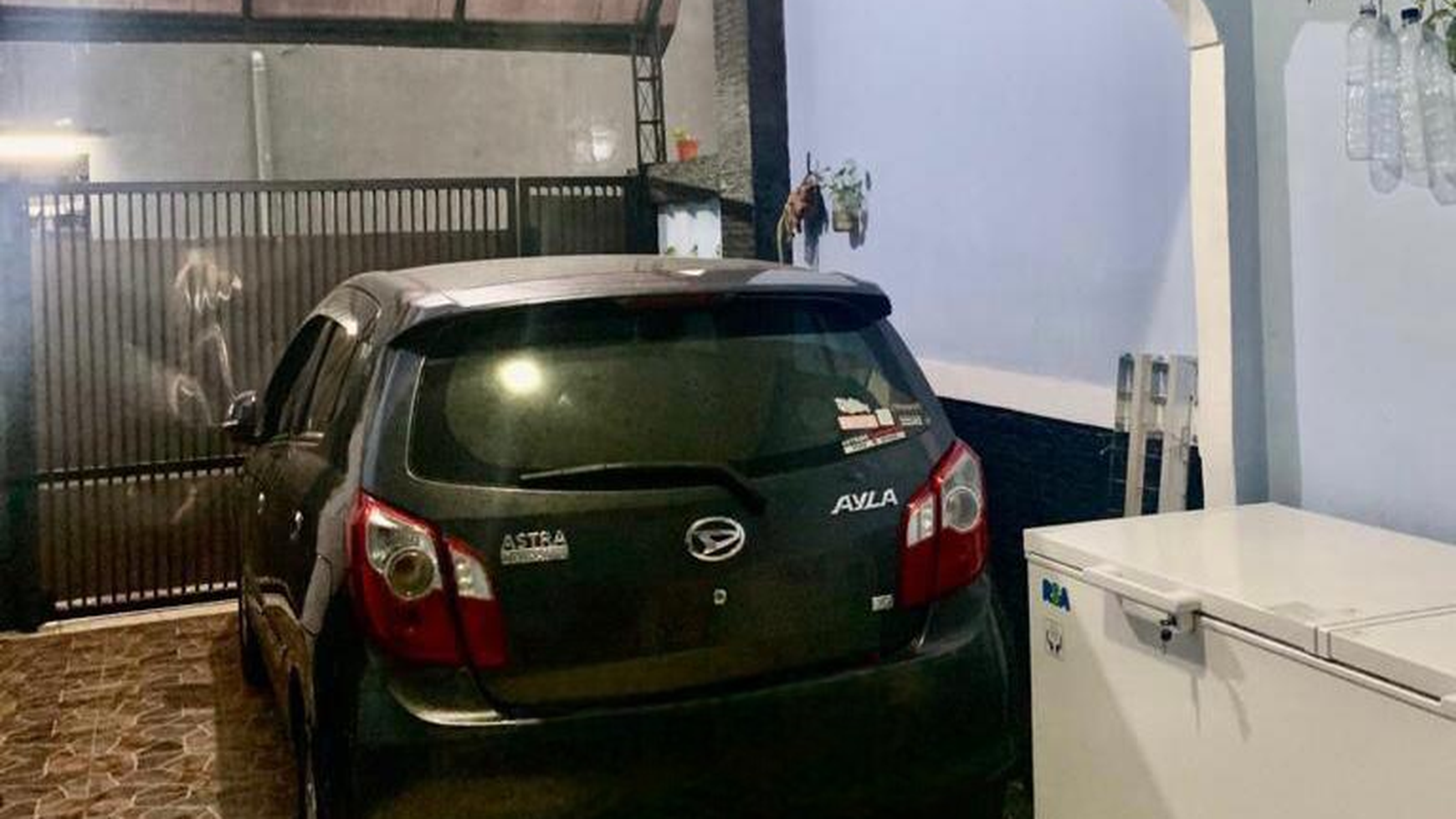 Dijual Cepat Rumah Tinggal lokasi strategis daerah Selatan dekat exit tol Andara.