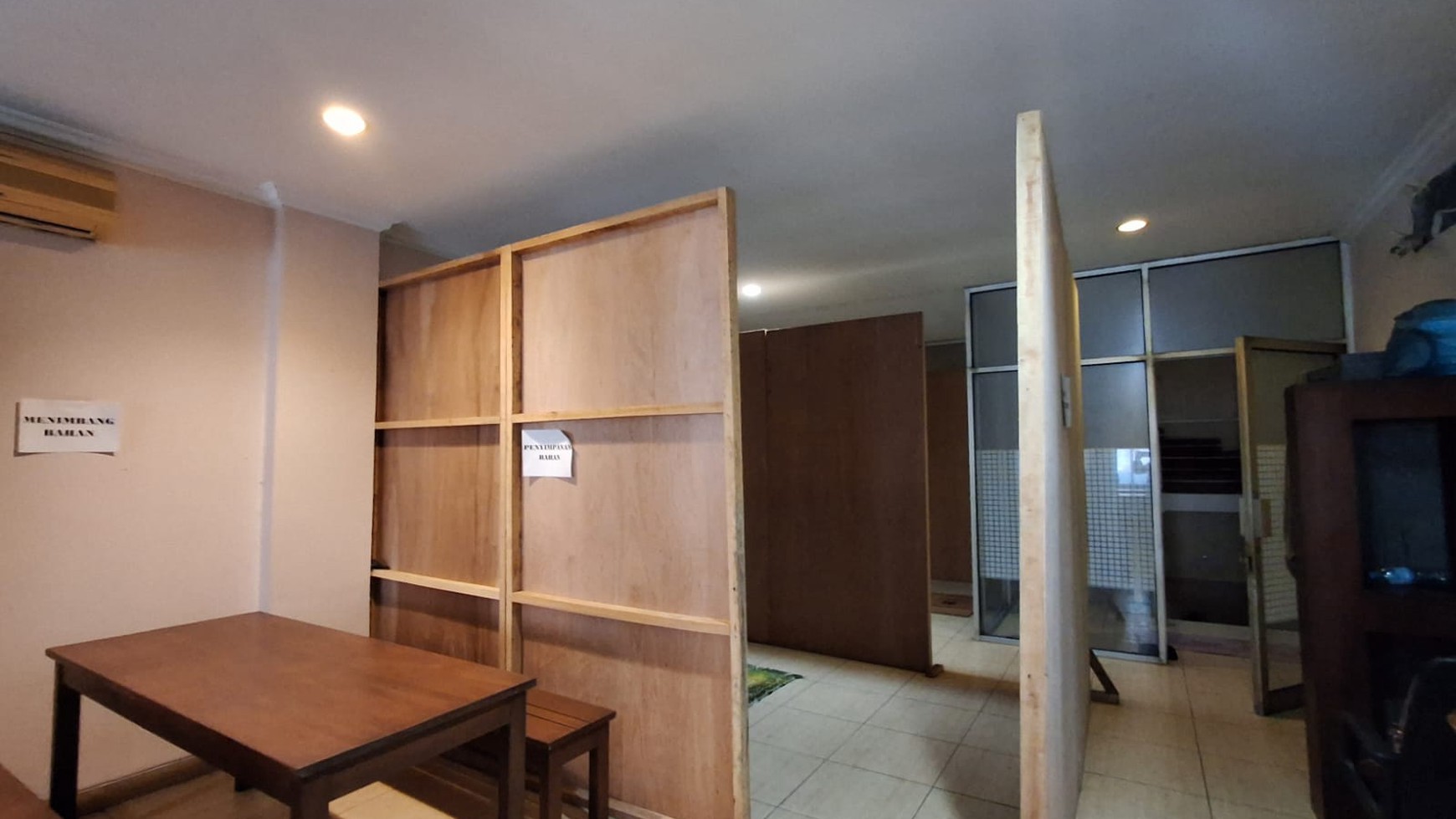 DIJUAL RUKO LETAK SANGAT STRATEGIS Jl Blok A - Cinere Ruko 3 lantai