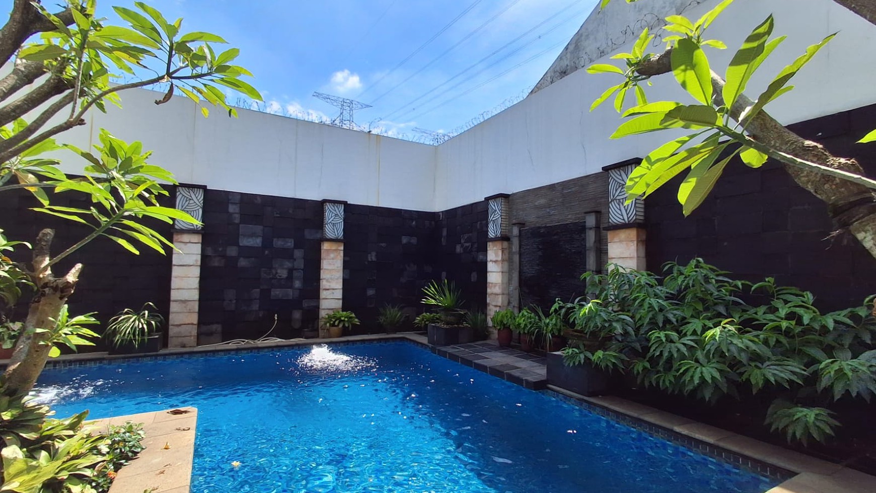 DIJUAL RUMAH ASRI 2 LT GRAHA CINERE