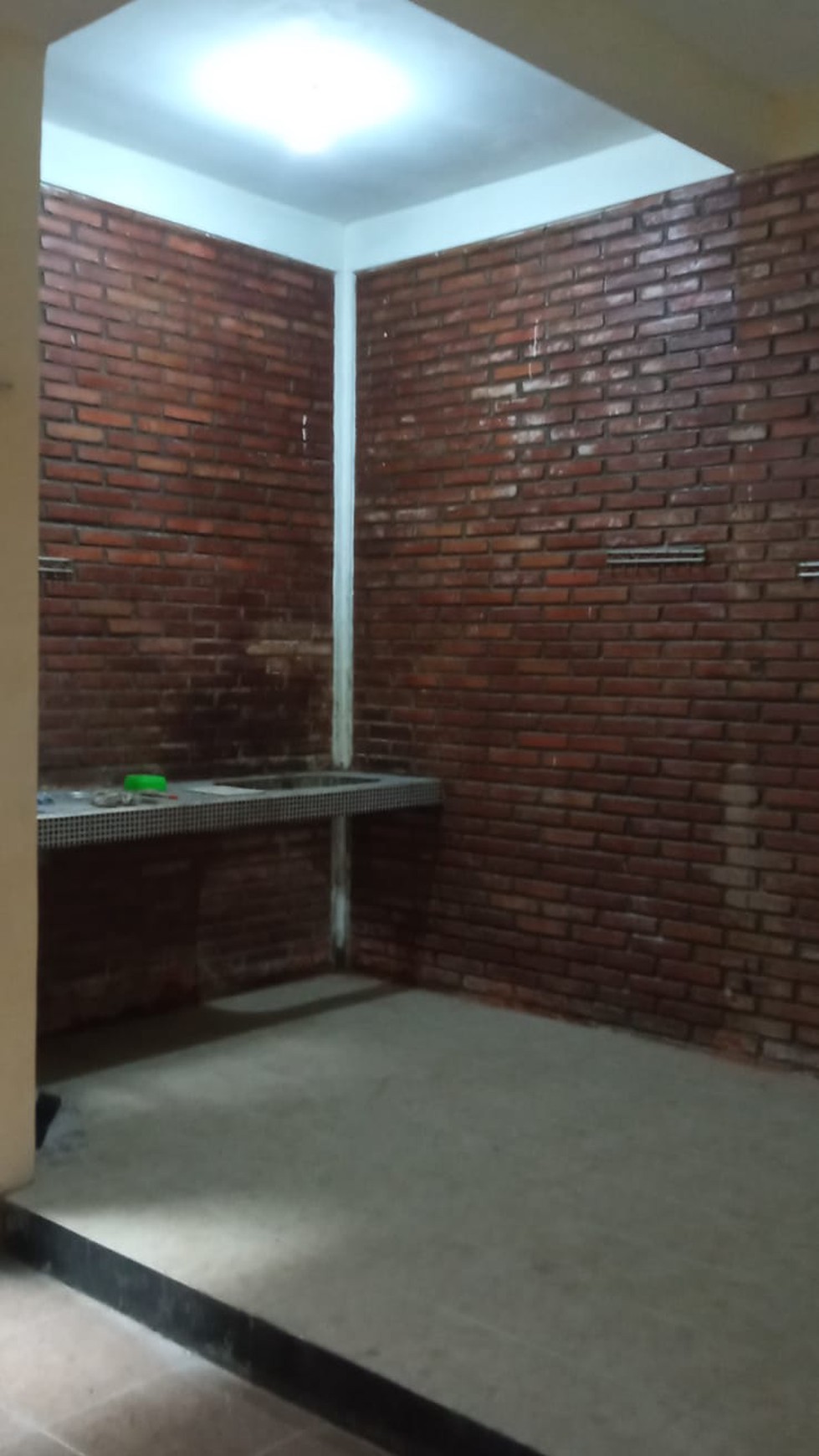 Rumah Lebar 10 di Gunung Anyar Emas, Rungkut Surabaya