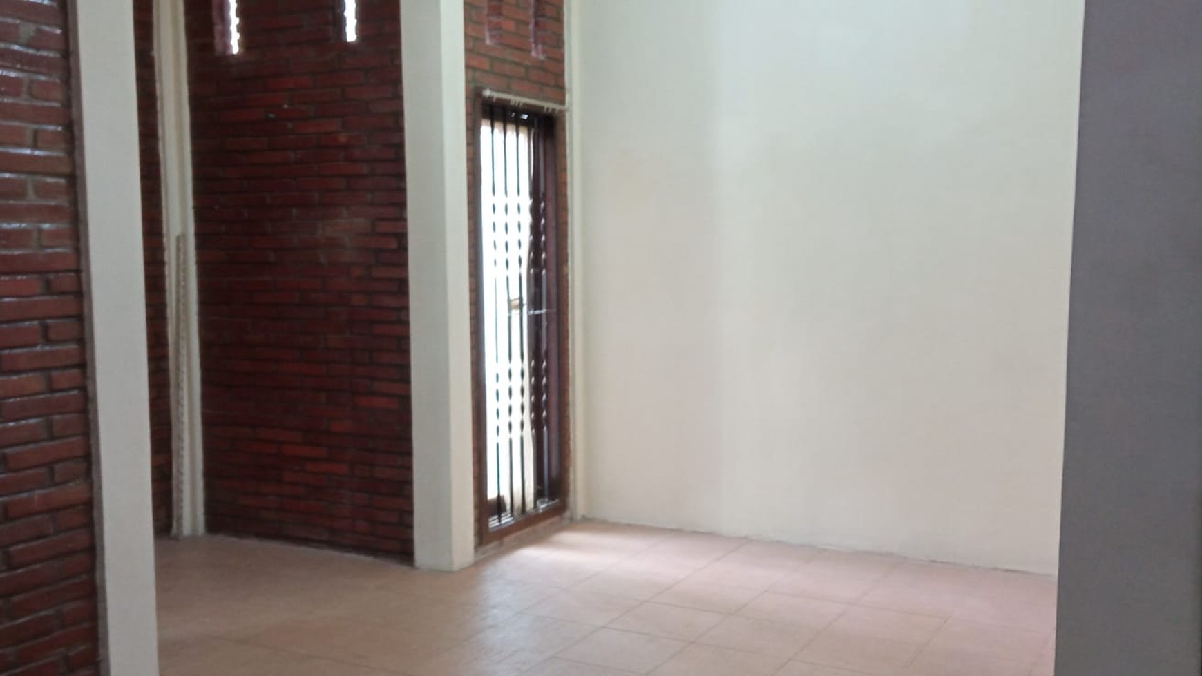 Rumah Siap Huni di Gunung Anyar Emas, Rungkut Surabaya