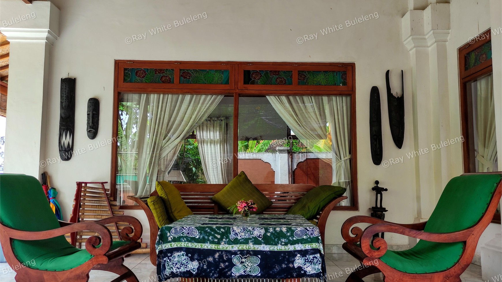A STUNNING VILLA LOCATED IN THE HEART OF KALIBUKBUK LOVINA