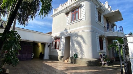 Rumah Besar Luas Dan Strategis Di Dekat Selatan Jakarta