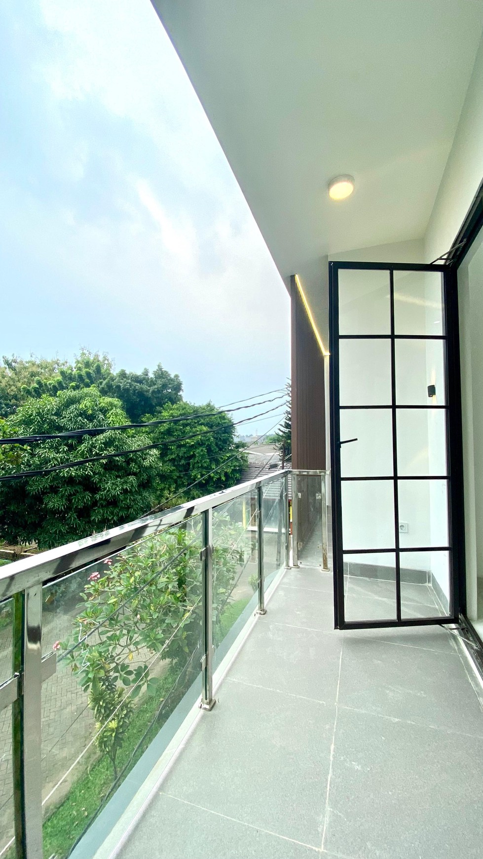 Rumah brand new Minimalis di Graha Bintaro