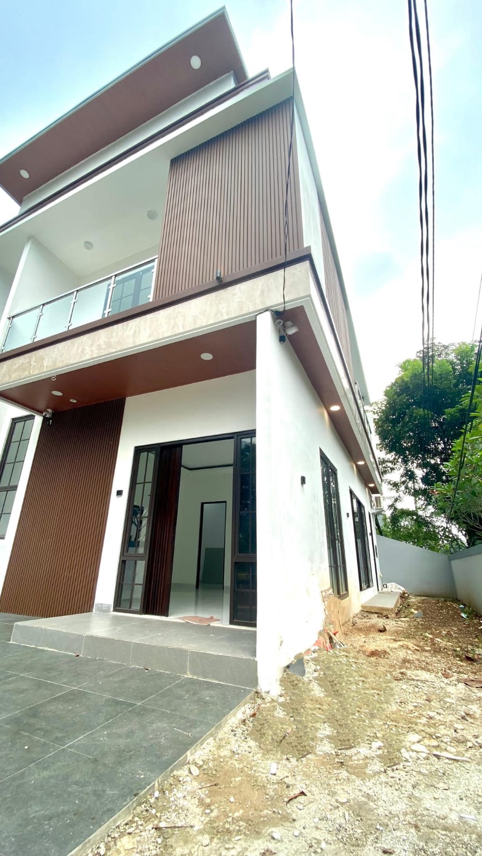 Rumah brand new Minimalis di Graha Bintaro