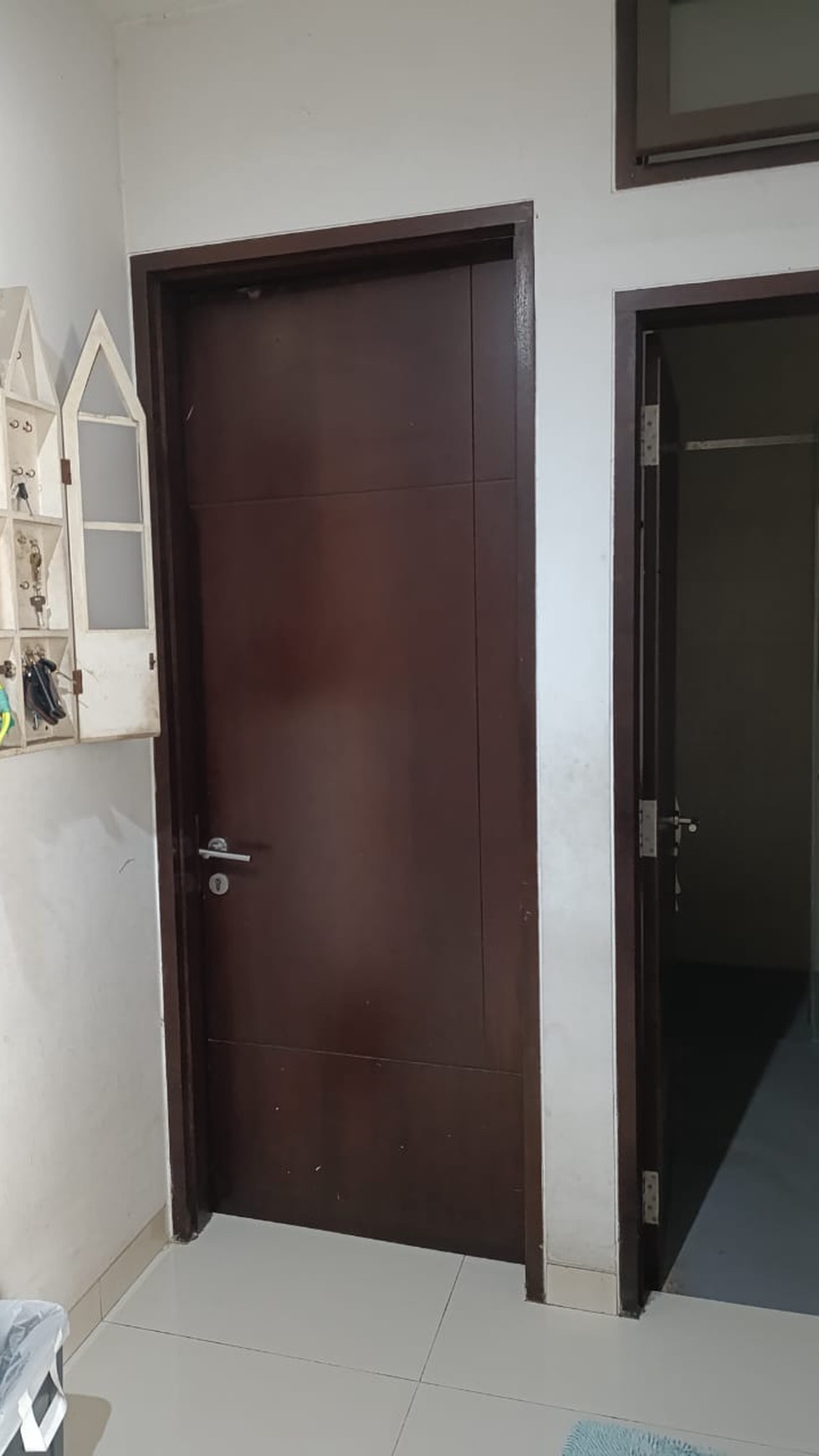 Rumah 4 lantai bagus semi furnished ,Minim Renov di Kelapa Gading