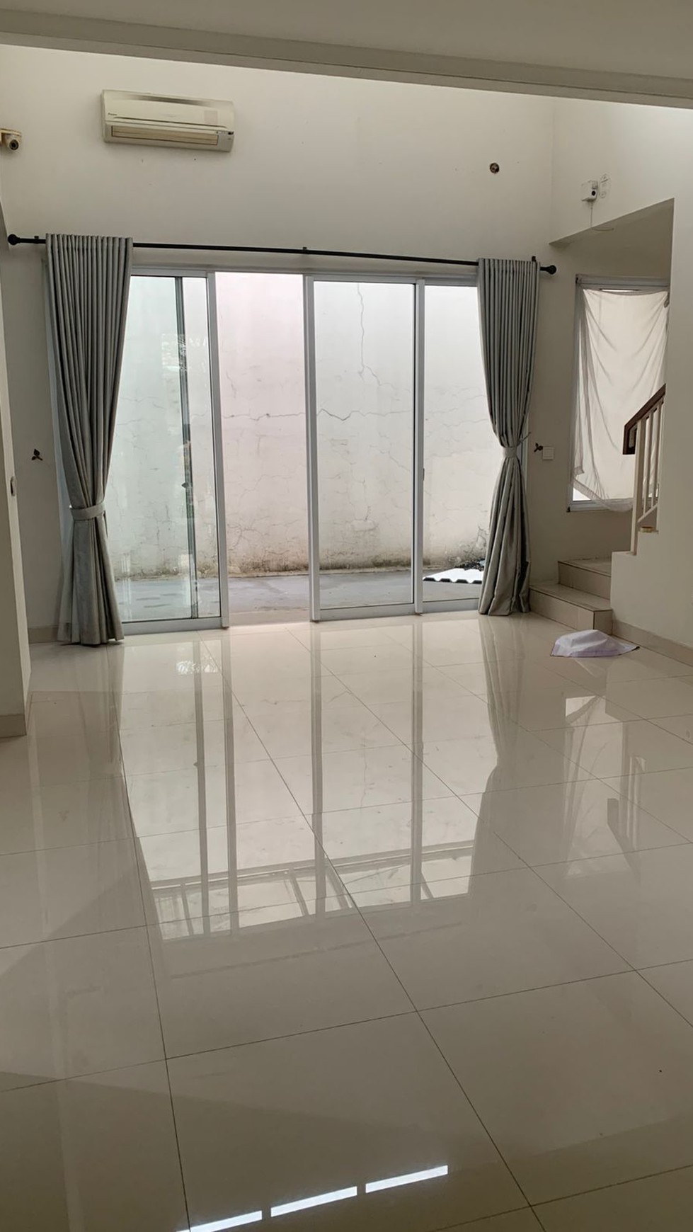 Dijual Rumah di Vivacia The Eminent BSD City Dekat Dengan Sekolah dan Universitas