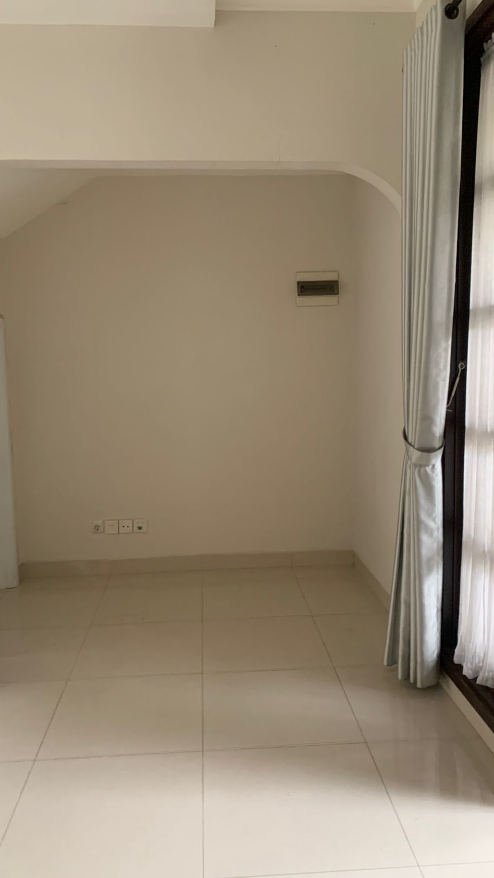 Dijual Rumah di Vivacia The Eminent BSD City Dekat Dengan Sekolah dan Universitas