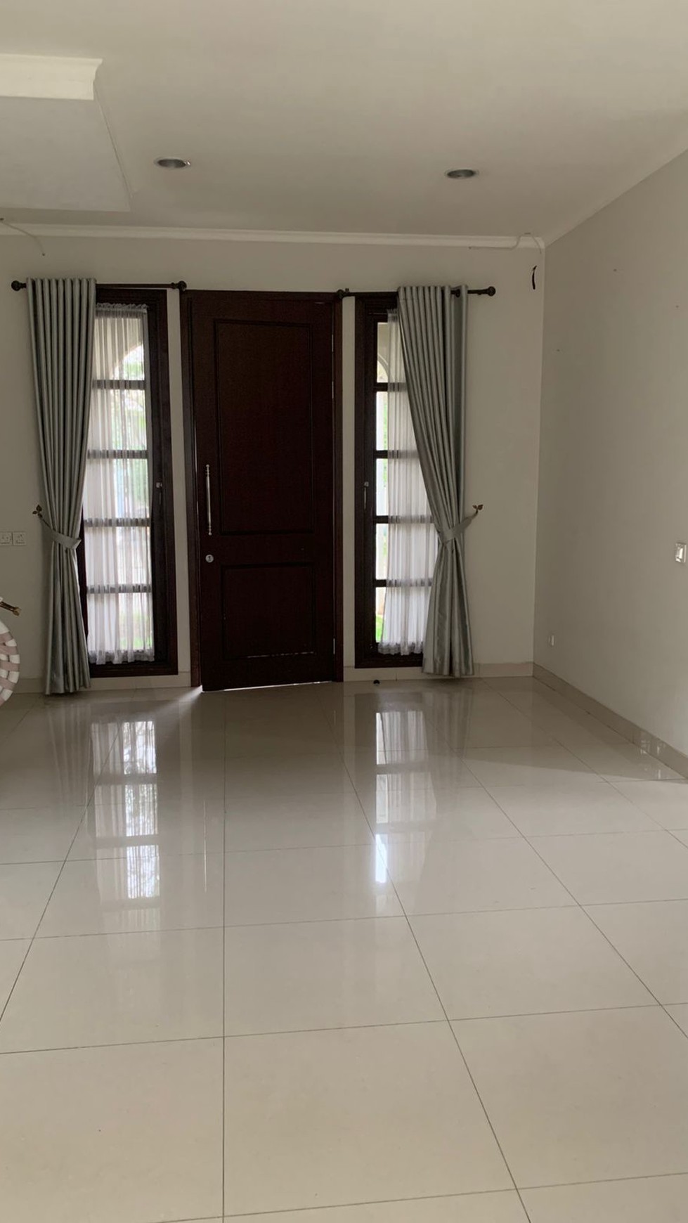 Dijual Rumah di Vivacia The Eminent BSD City Dekat Dengan Sekolah dan Universitas