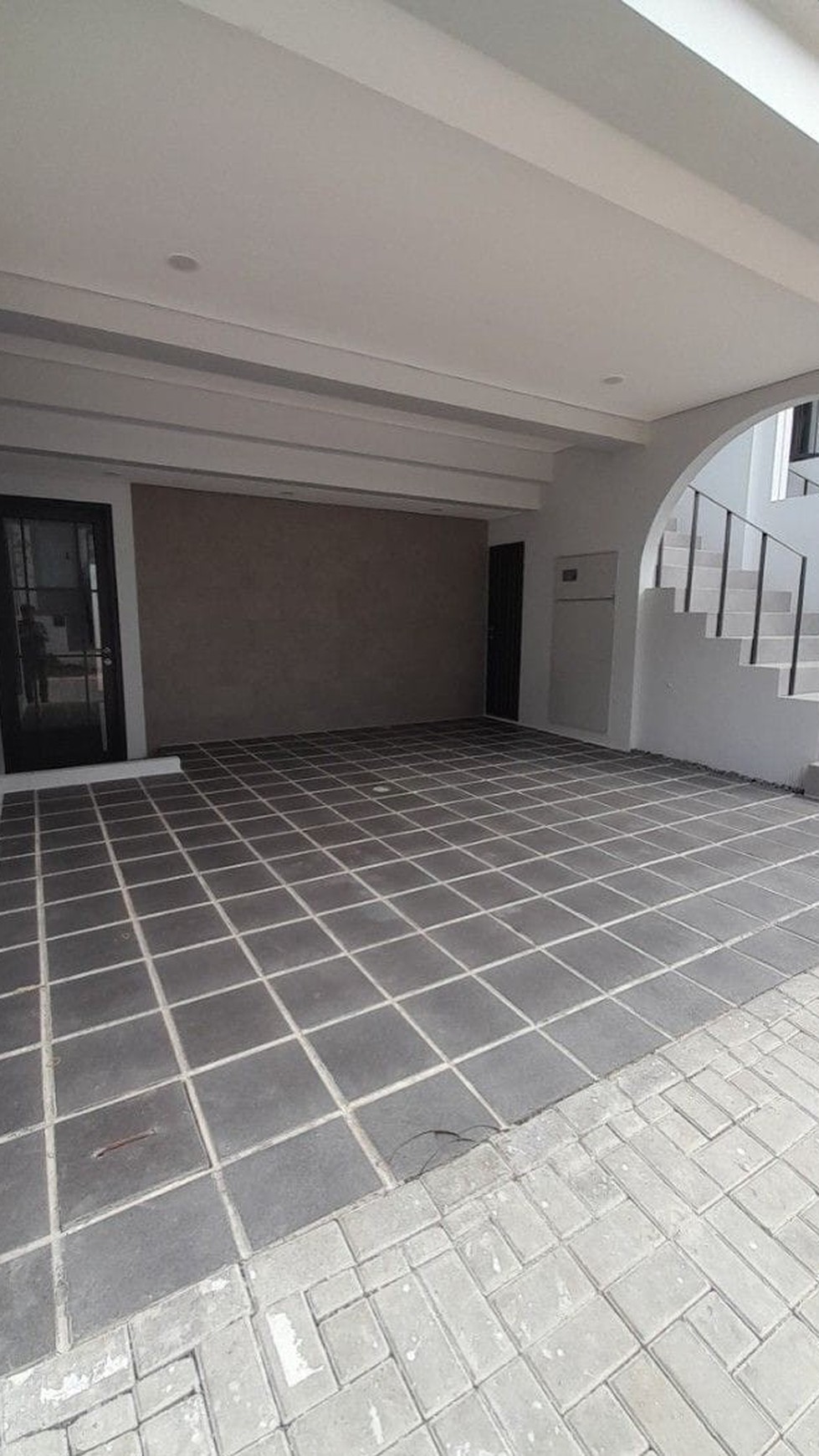 Rumah cantik 3 lantai di Greenwich Cluster Aether BSD City