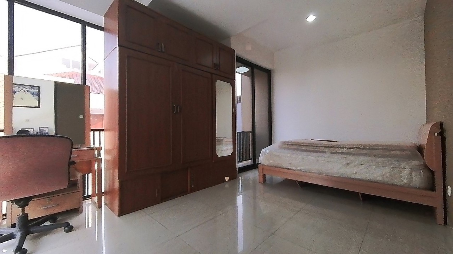Rumah Gading Indah Utara, Kelapa Gading