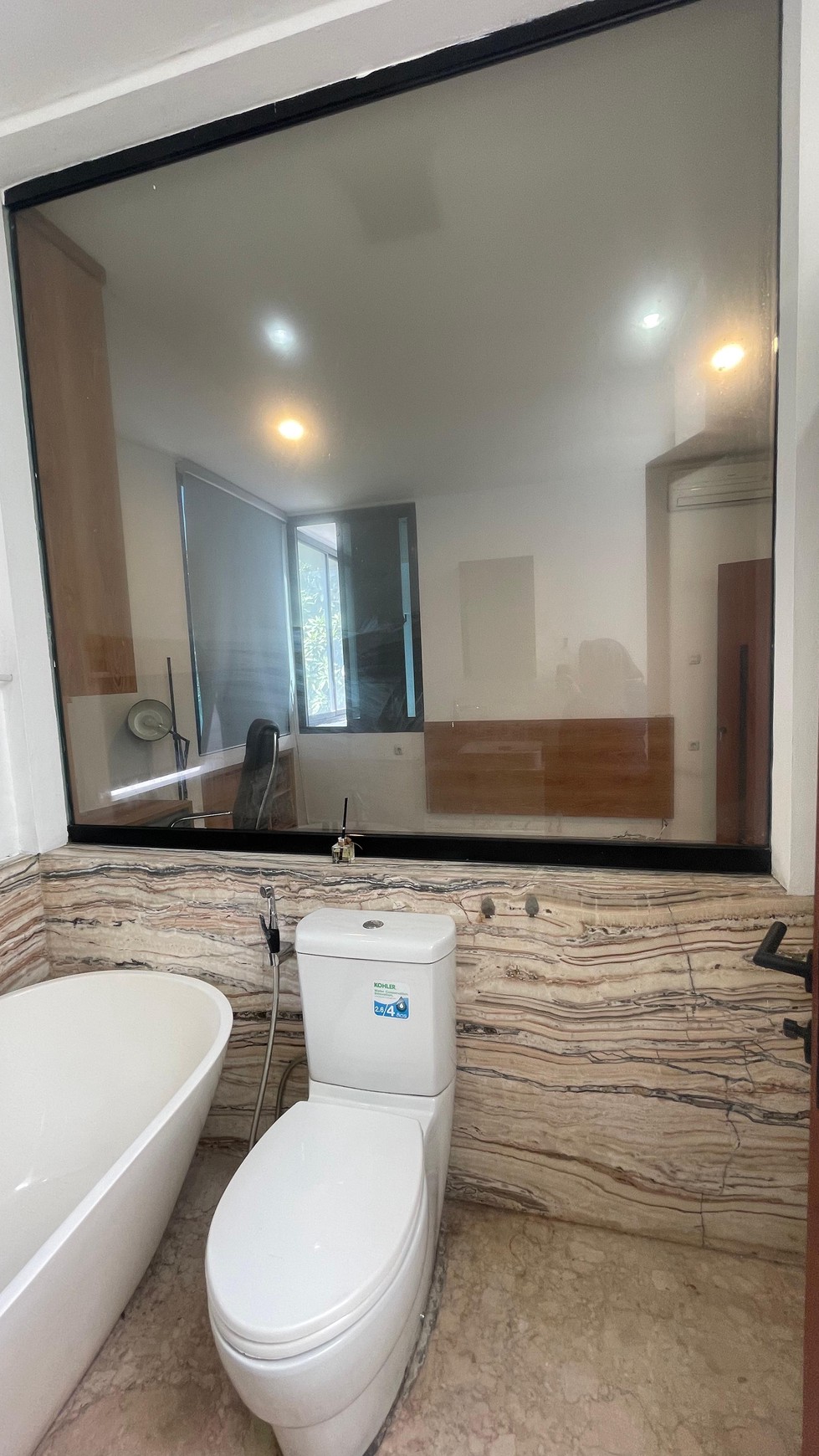 Rumah di Cluster Bintaro Jaya, Modern Minimalis di Sektor 9